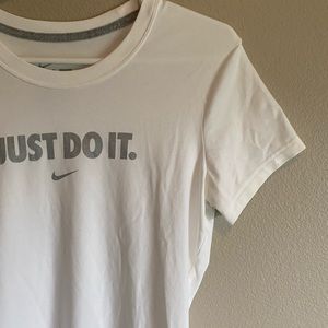 Nike tee